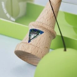 KENDAMA POP - LIME GREEN - KROM -Créatifs Jeux Magasin KENDAMA POP 7