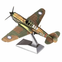 METAL EARTH - AVIATION - CURTISS P - 40 WARHAWK 12 METAL EARTH - AVIATION - CURTISS P - 40 WARHAWK -Créatifs Jeux Magasin MetalEarth Aviation Curtiss P 40 Warhawk 02