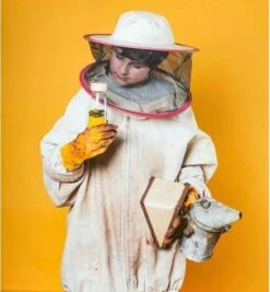 BOUTEILLE SENSOREILLE SOUND ABEILLE - PETIT BOUM -Créatifs Jeux Magasin bouteilles sensorielle abeilles petit boum.webp4