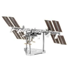 METAL EARTH ICONX - ESPACE - STATION SPATIALE INTERNATIONALE -Créatifs Jeux Magasin international space station 3